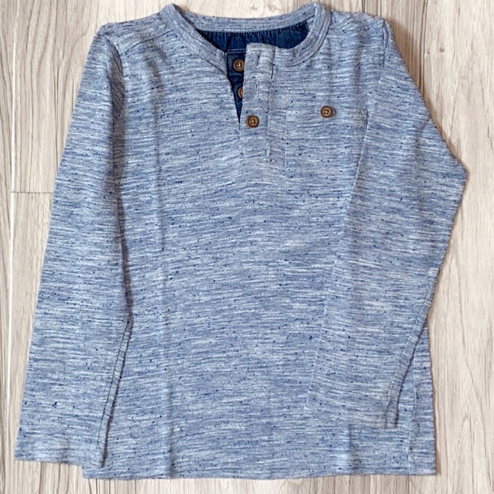 Boys long sleeve button up shirt w/pocket